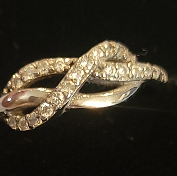 Infinity ring - Picture 3 of 3